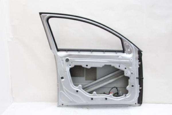 Tür vorn links 31335440 Volvo V50