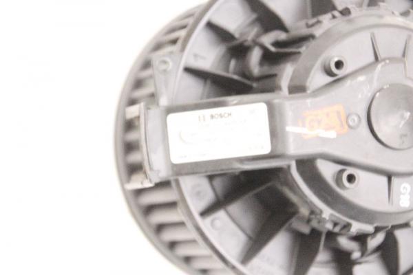 Heizgebläsemotor VP8E2H18456AA Ford FIESTA 6 JA