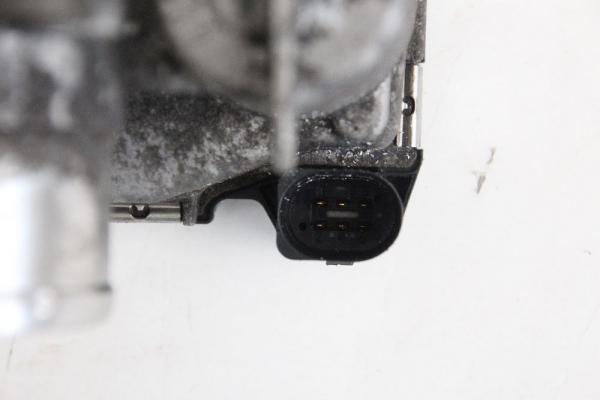 Drosselklappenstutzen 8A6G9F991AB Ford FIESTA 6 JA
