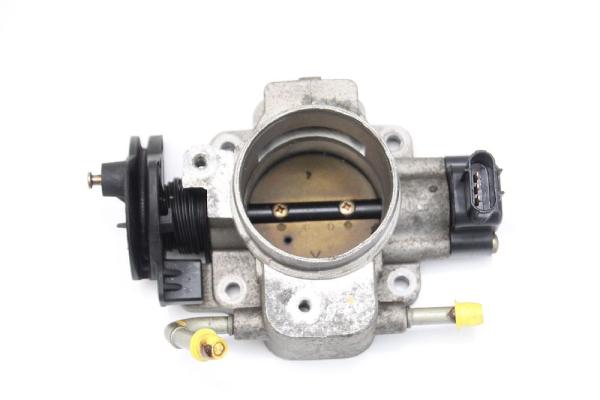 Drosselklappenstutzen 4657337 Ford MAVERICK 2