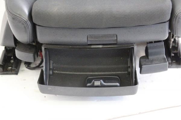 Sitz vorn rechts 8E0881806AQMRA Audi A4 Avant 8E B7