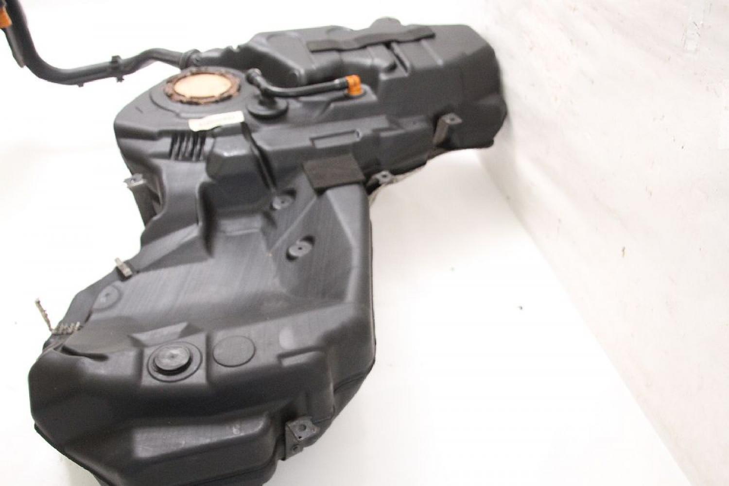 Kraftstofftank 8E0201085 Audi A4 Avant 8E B7