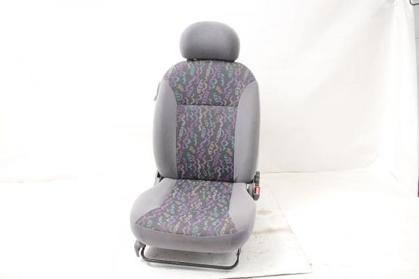 Sitz vorn rechts 870005F613 Nissan MICRA 2 K11