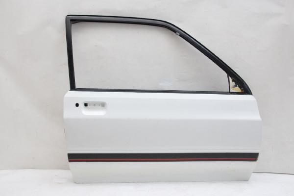 Tür 3trg rechts DA1458020E Mazda 121 1 DA