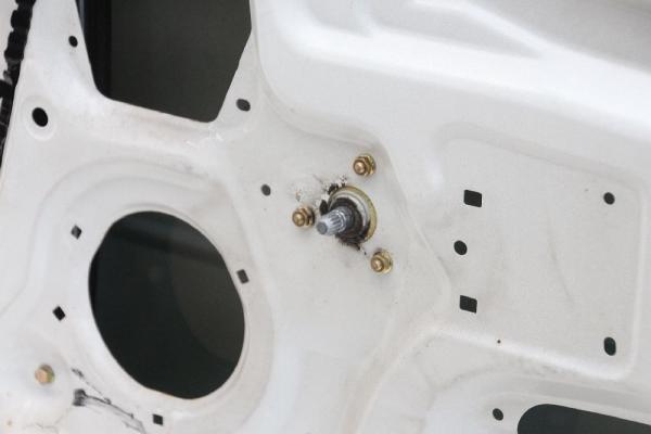 Tür 3trg rechts DA1458020E Mazda 121 1 DA