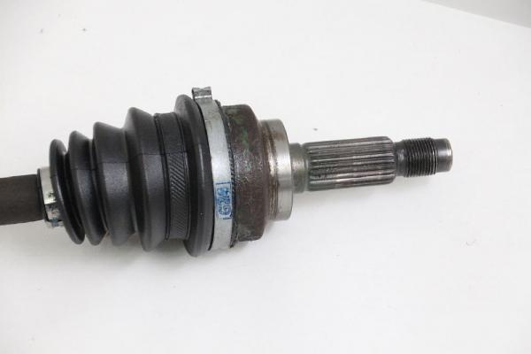 Antriebswelle vorn rechts B00225400A Mazda 121 1 DA