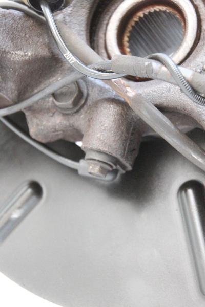 Achsschenkel vorn links 5085887AB Dodge AVENGER