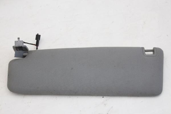 Gurtstraffer vorn rechts BMW 5er Touring E61 11-2007 gebraucht 1