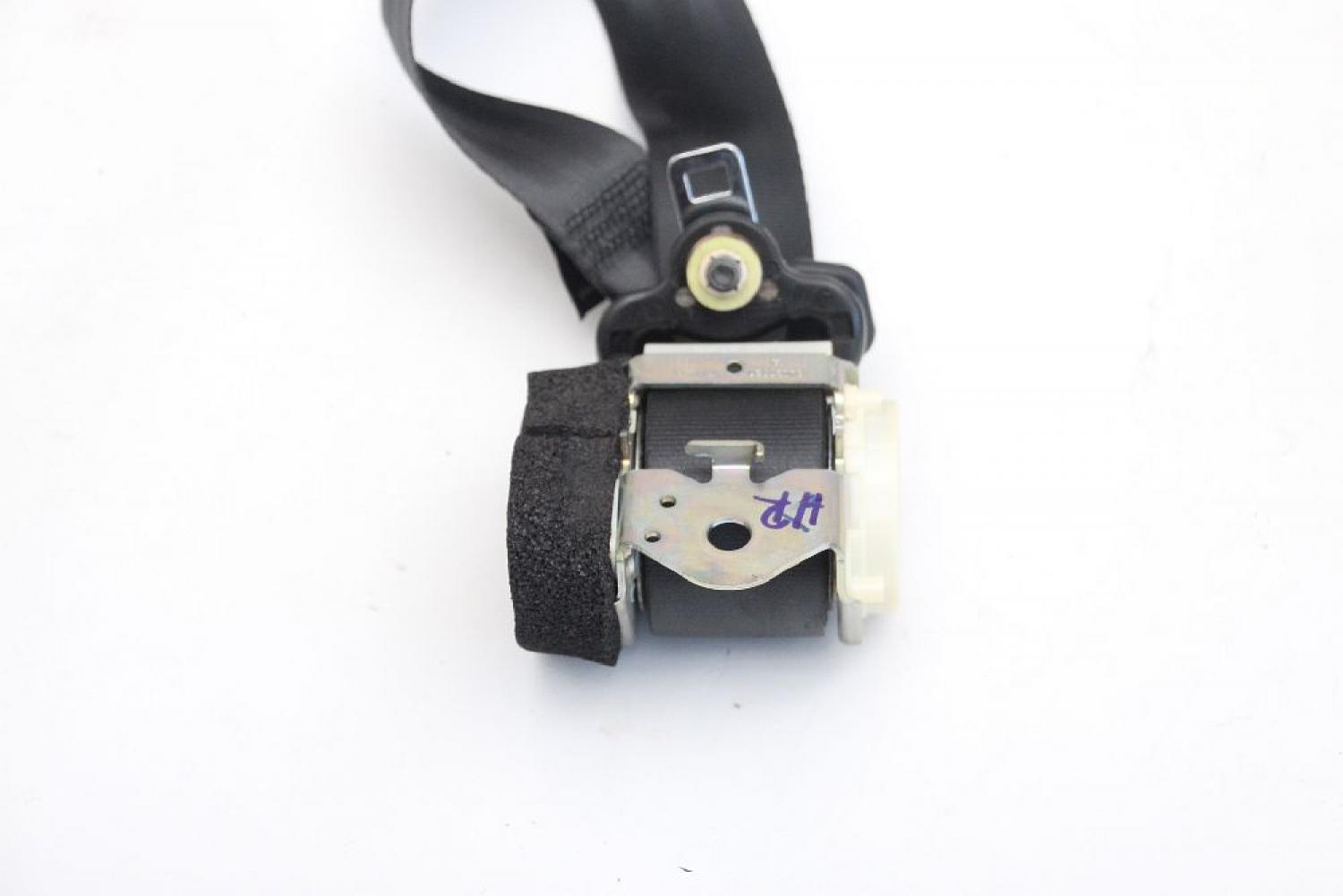 Sicherheitsgurt hinten rechts 8V51A611B68AE Ford FIESTA 6 JA