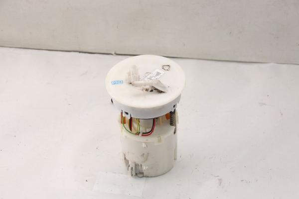 Benzinpumpe mit Geber 8V519H307BC Ford FIESTA 6 JA
