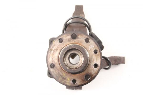 Achsschenkel vorn links 90468577 Opel VECTRA B CC