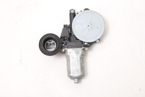 Fensterheber-Motor vorn links 8340263J50 Suzuki SWIFT 3 MZ
