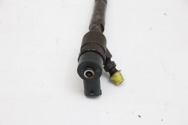 Einspritzduese (Diesel) Zylinder 2 15710M86J00 Suzuki SWIFT 3 MZ