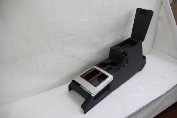 Mittelkonsole 1JS181DVAB Jeep CHEROKEE KK
