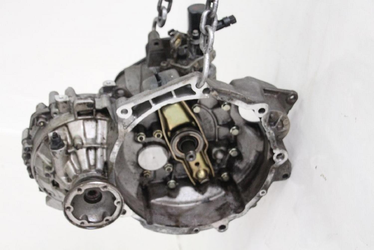 Getriebe 5 Gang 02A300044EX VW PASSAT 35I