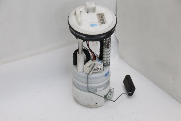 Dieselpumpe 17040JD03A Nissan QASHQAI I