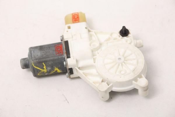 Fensterheber-Motor vorn rechts 0130822227 BMW 3er Touring E91