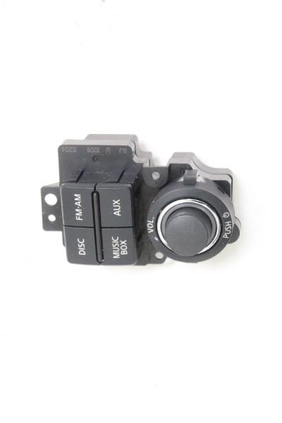 Schalter Radiobedienung 283955X00B Nissan NAVARA D40