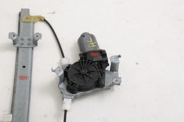 Fensterheber elektrisch hinten links 827013X30A Nissan NAVARA D40