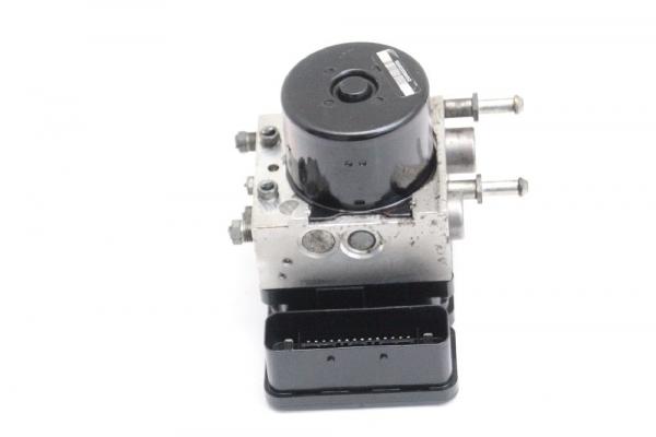 Hydraulikeinheit ABS 476605X70E Nissan NAVARA D40