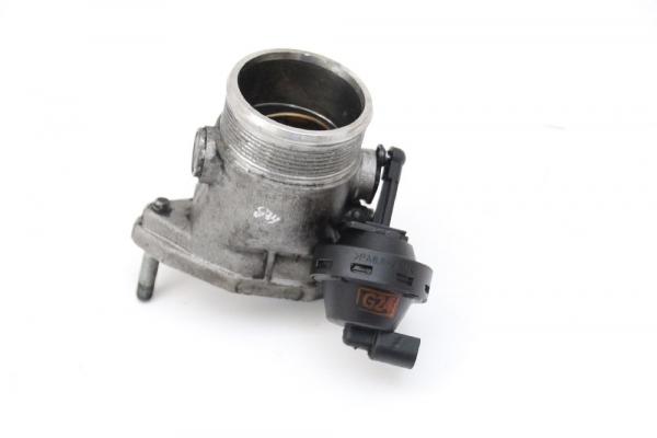 Drosselklappenstutzen 8E0154950C VW PASSAT Variant 3BG