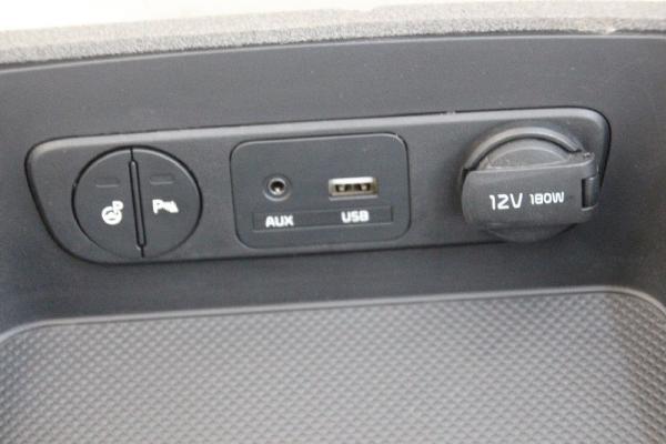 Schalter Sitzheizung 846303UCDOWK Kia SPORTAGE 3