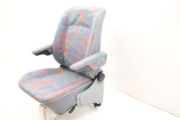 Sitz hinten 703883305A VW T4 Bus