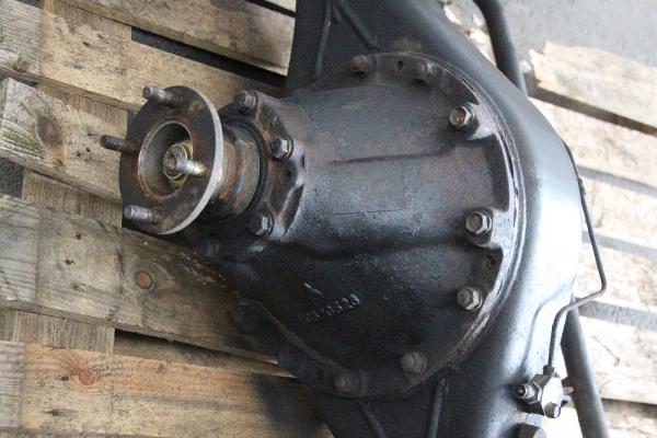 Achse hinten MC870526 Mitsubishi CANTER 4 FE