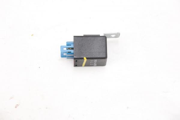 Relais 395104A000 Hyundai SANTA FE 2 CM