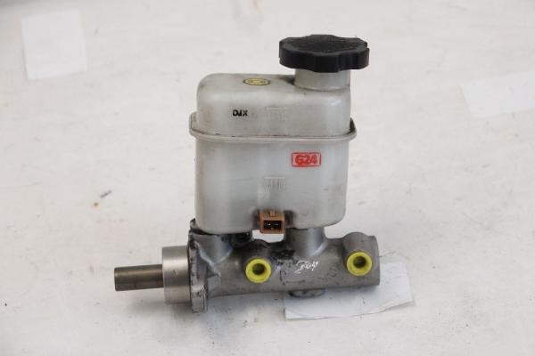 Hauptbremszylinder 585102B800 Hyundai SANTA FE 2 CM