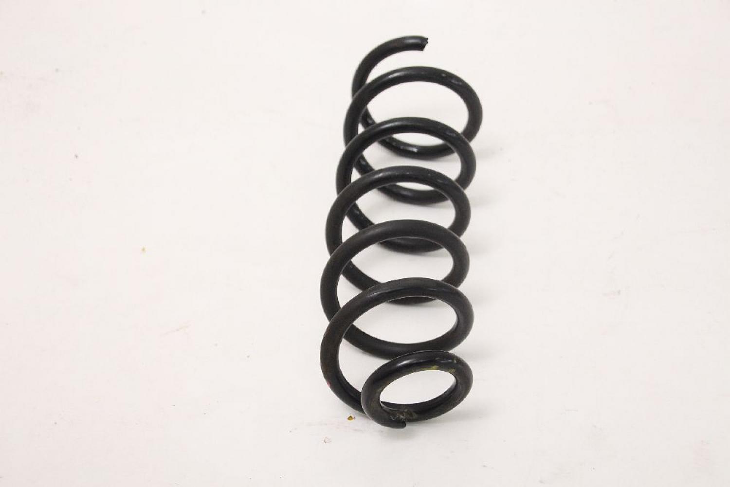 Feder hinten links 550202497R DACIA SANDERO 2