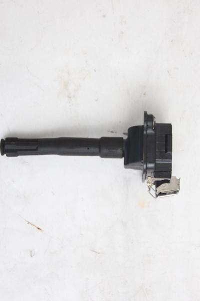 Zündspule Zylinder 6 0986221011 Audi A8 D2