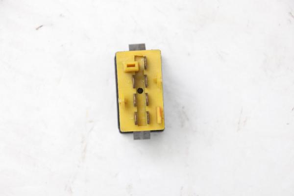 Schalter Nebelschlussleuchte 4D0941563A Audi A8 D2