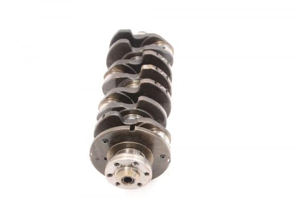 Kurbelwelle 028105101L VW PASSAT Variant 3B