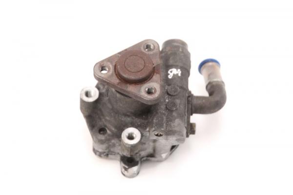 Lenkung Servopumpe 8D0145177Q VW PASSAT Variant 3B
