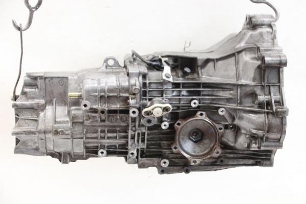 Getriebe 5 Gang 012300061E VW PASSAT Variant 3B