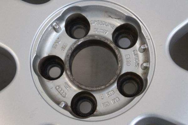Felge Alu/Leichtmetall vorn links 8L0601025F Audi A3 8L
