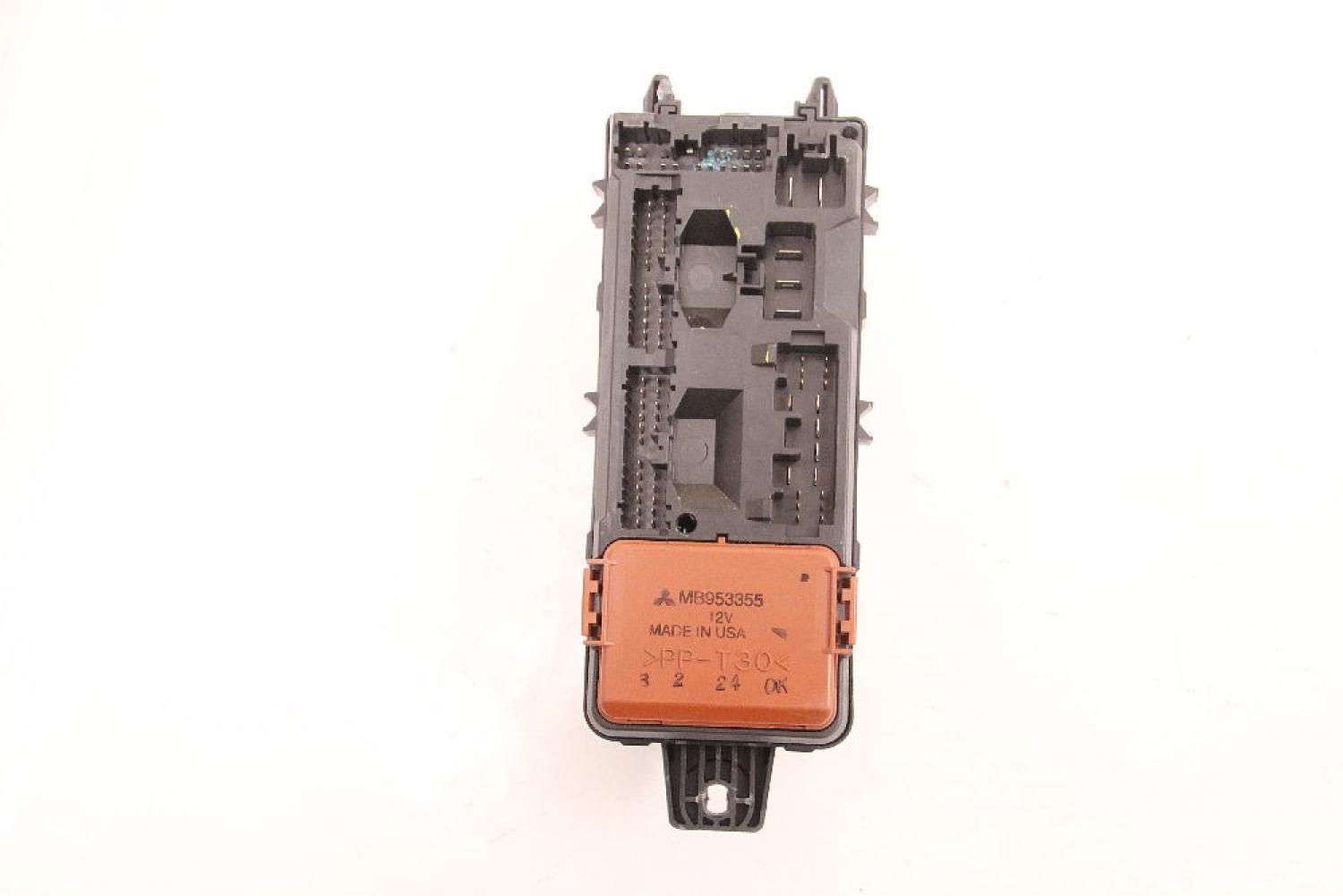 Sicherungskasten MB953355 Mitsubishi CARISMA 2 DA