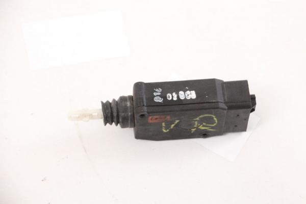 Stellmotor ZV vorn rechts MR912016 Mitsubishi CARISMA 2 DA