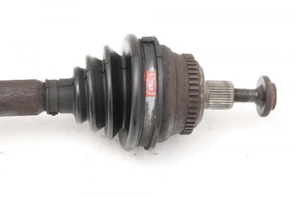 Antriebswelle vorn rechts 8A0407272AE Audi 80 89