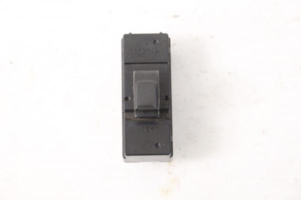 Schalter Fensterheber vorn rechts 8974038940 Isuzu D MAX I RODEO