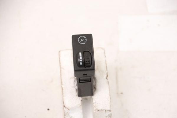 Schalter sonstige 8974039030 Isuzu D MAX I RODEO