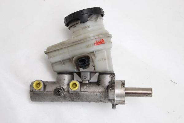 Hauptbremszylinder 8980069420 Isuzu D MAX I RODEO