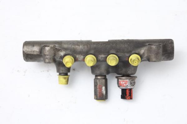 Diesel Verteilerrohr 10J15715 Isuzu D MAX I RODEO