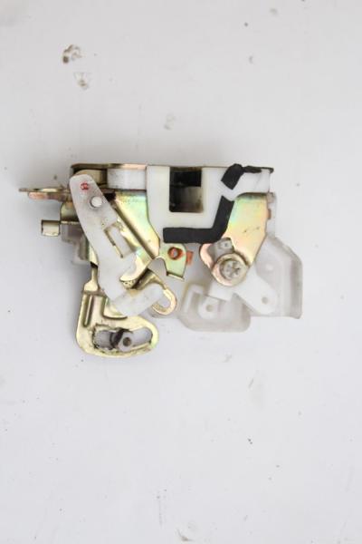 Türschloß hinten links MR313409 Mitsubishi PAJERO SPORT K74