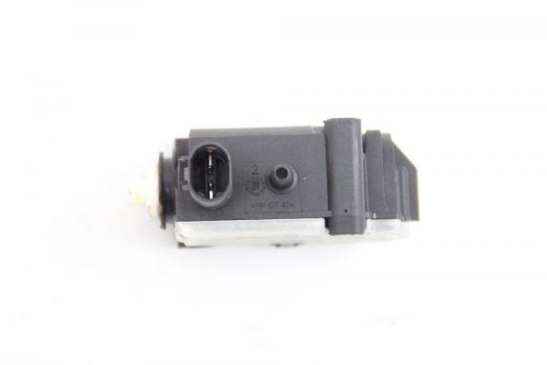 Stellmotor ZV Tankklappe 67117200674 BMW 7er F01