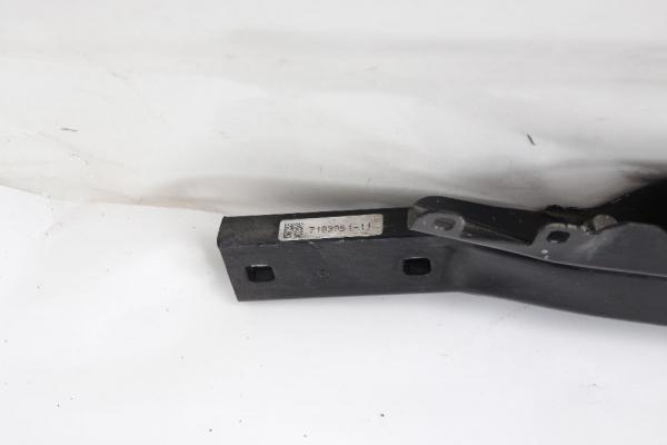 Schloßträger 74314910 BMW 7er F01