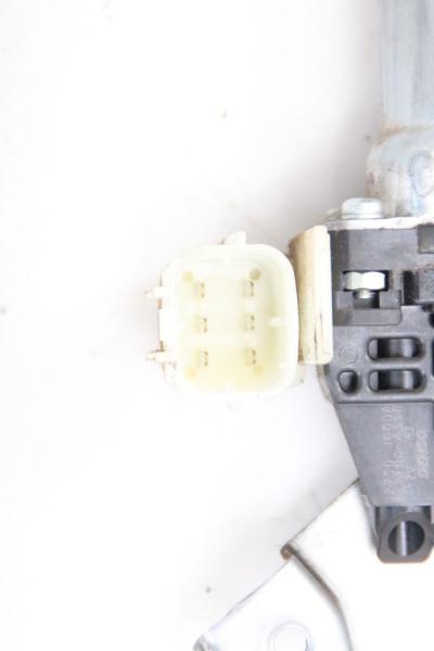 Airbagsensor vorn rechts Toyota AYGO 2 B4 898310H020 TRW 08-2014 gebraucht 1