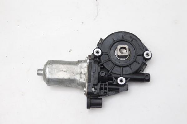 Fensterheber-Motor vorn rechts 8343065J00 Suzuki GRAND VITARA 2