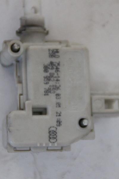 Stellmotor ZV Heckklappe 3B0959781 Audi A6 Avant C5
